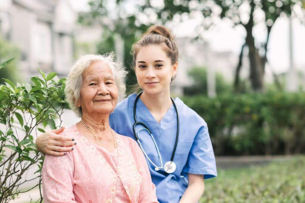 3 Best Travel Ideas for Older Travelers and Their Companions